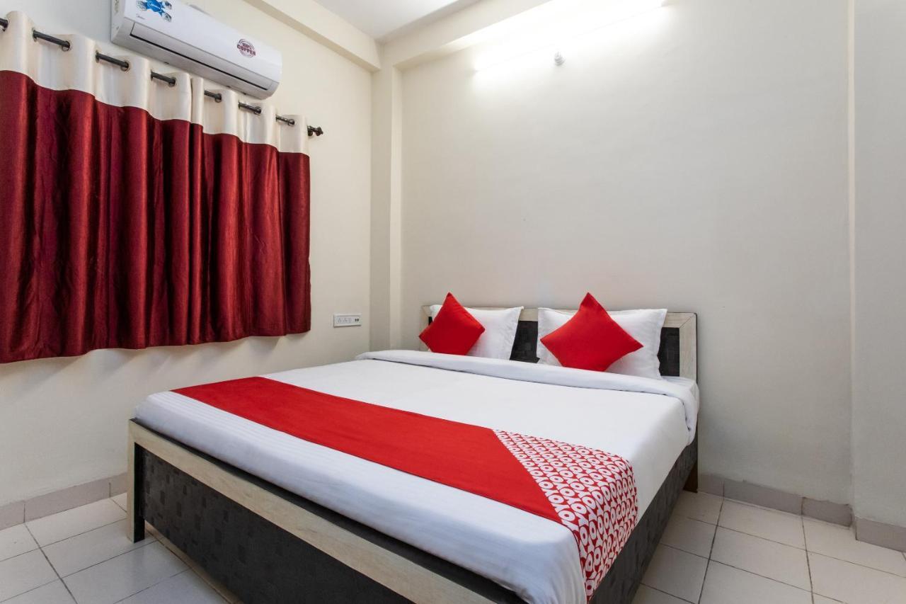 Oyo 18571 Ashoka Resort Indore Zewnętrze zdjęcie