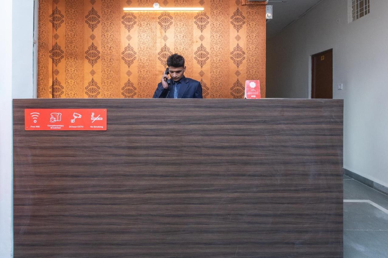 Oyo 18571 Ashoka Resort Indore Zewnętrze zdjęcie